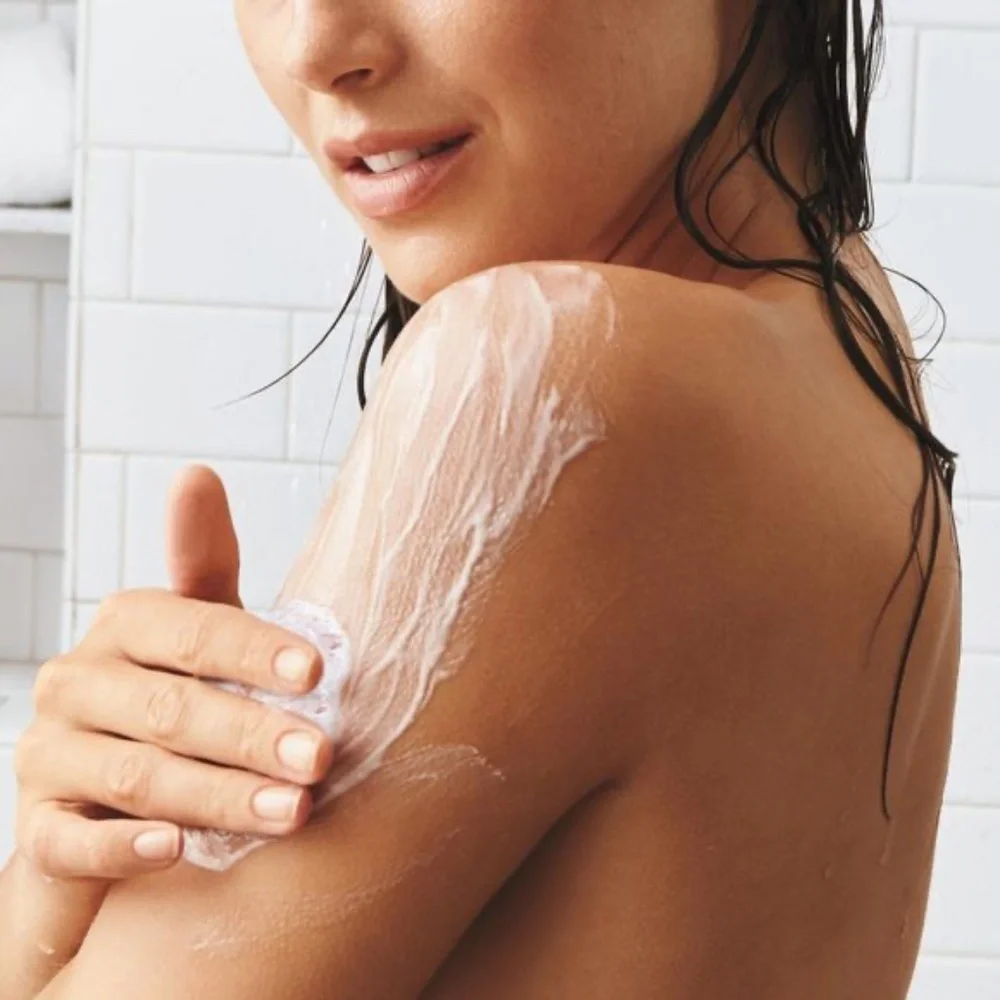 *AVON* Skin So Soft Gentle Acne-Prone Body Wash 10.1 fl. oz.